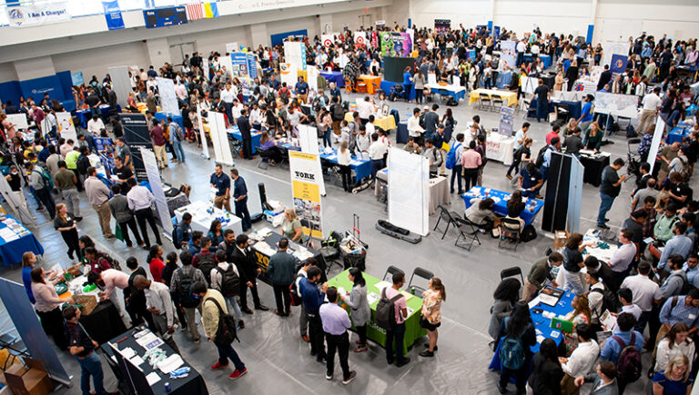 How to Find the Best Jobs in Unlikely Places